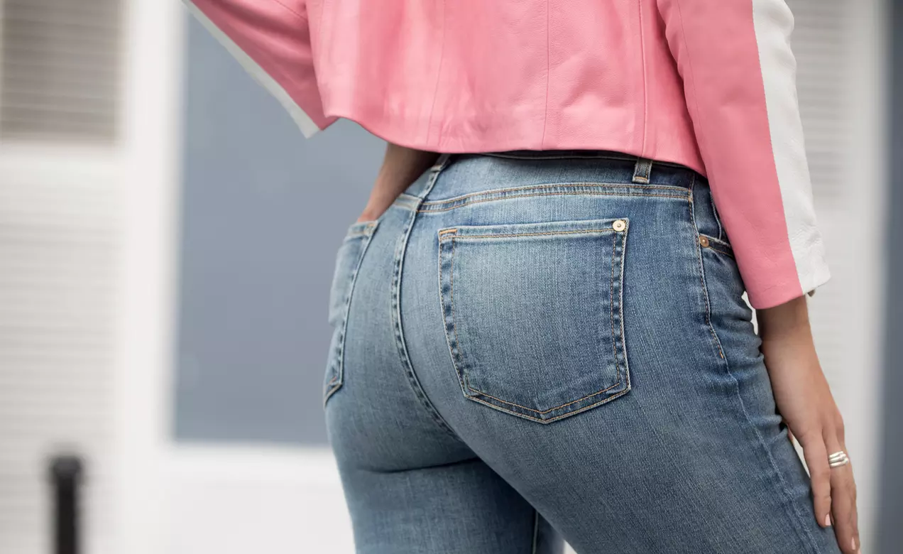 Jeans with COOLMAX® EcoMade NATURAL TOUCH offer advanced cooling, comfortable stretch, and a natural denim look and feel.
