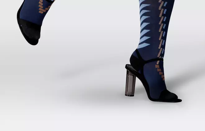 Order free hangtags or request a trademark license agreement to leverage the value of LYCRA® brand to drive 